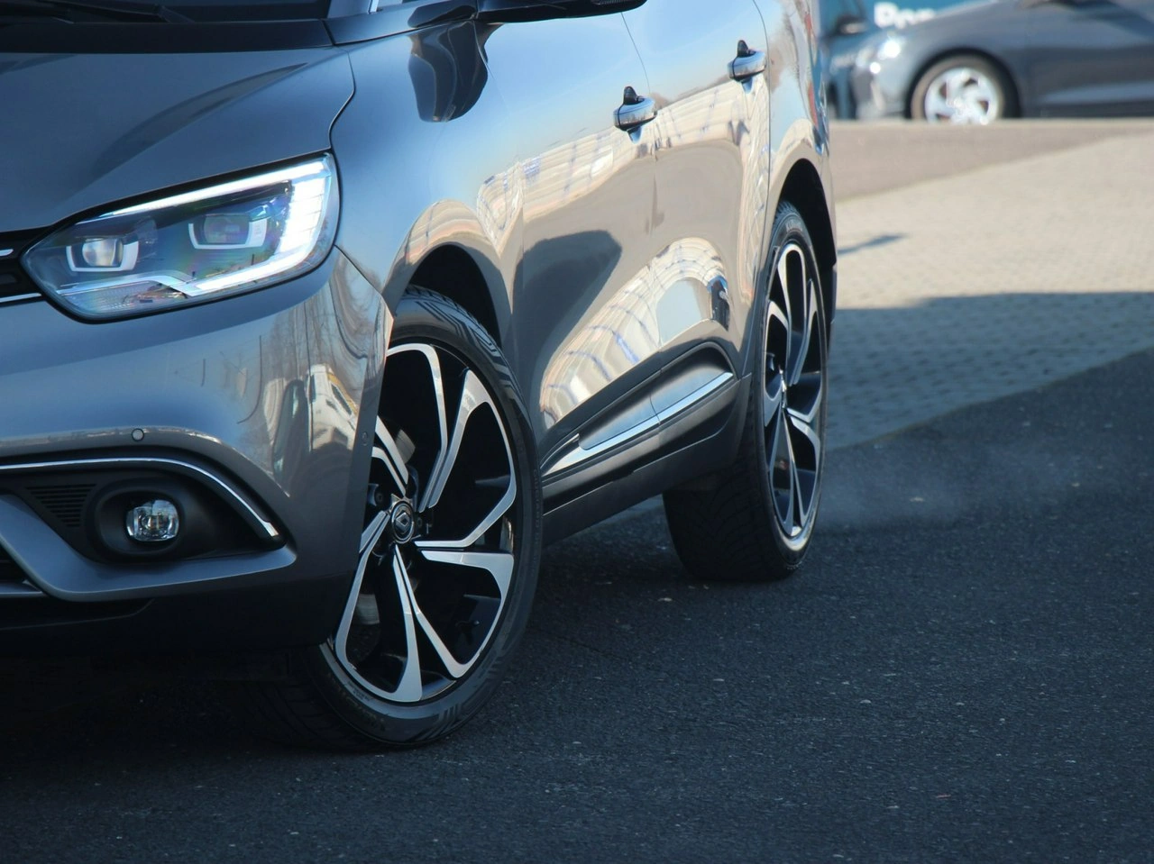 Renault Grand Scenic - Zdjęcie 4