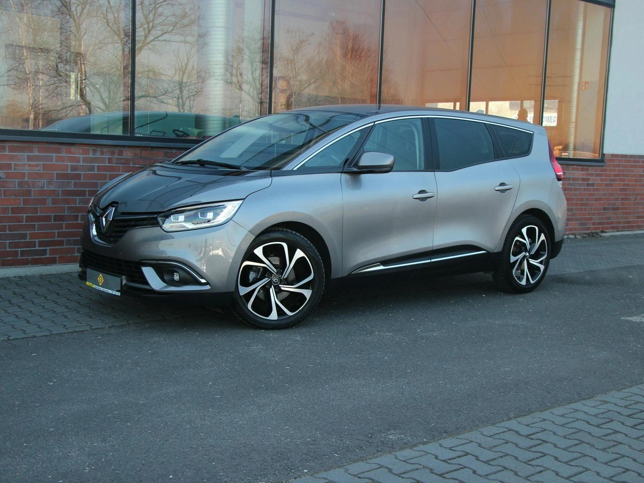 Renault Grand Scenic - Zdjęcie 35