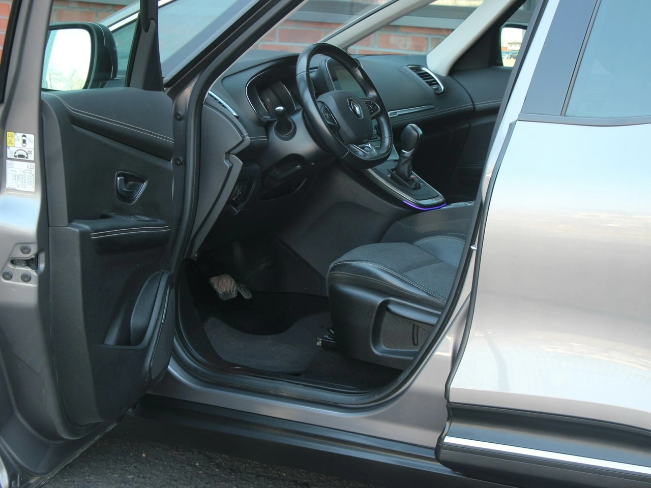 Renault Grand Scenic - Zdjęcie 11