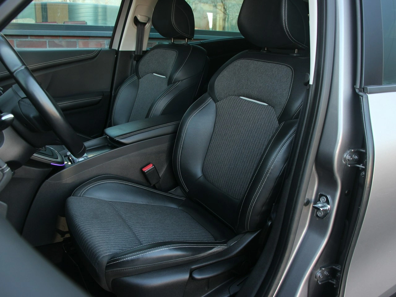 Renault Grand Scenic - Zdjęcie 9