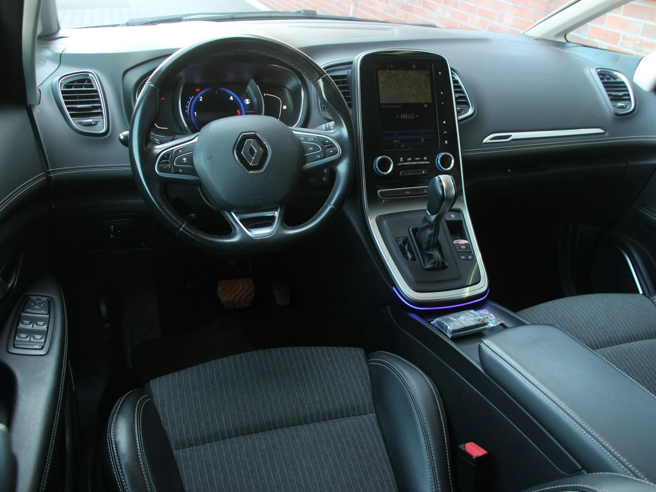 Renault Grand Scenic - Zdjęcie 14