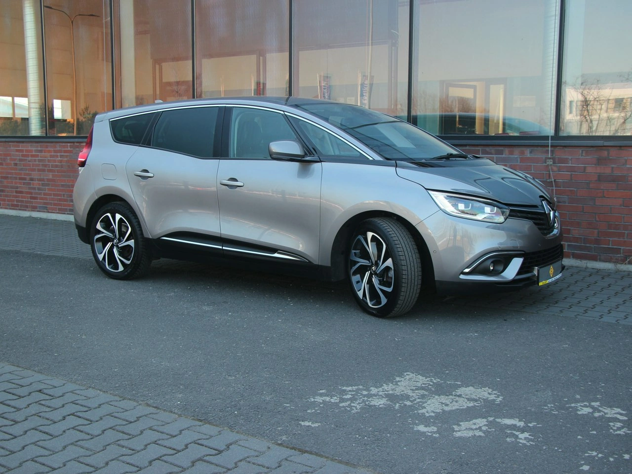 Renault Grand Scenic - Zdjęcie 32