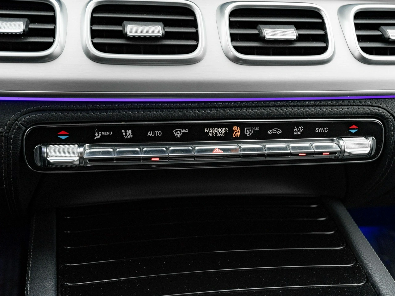 Mercedes GLE 300 - Zdjęcie 18