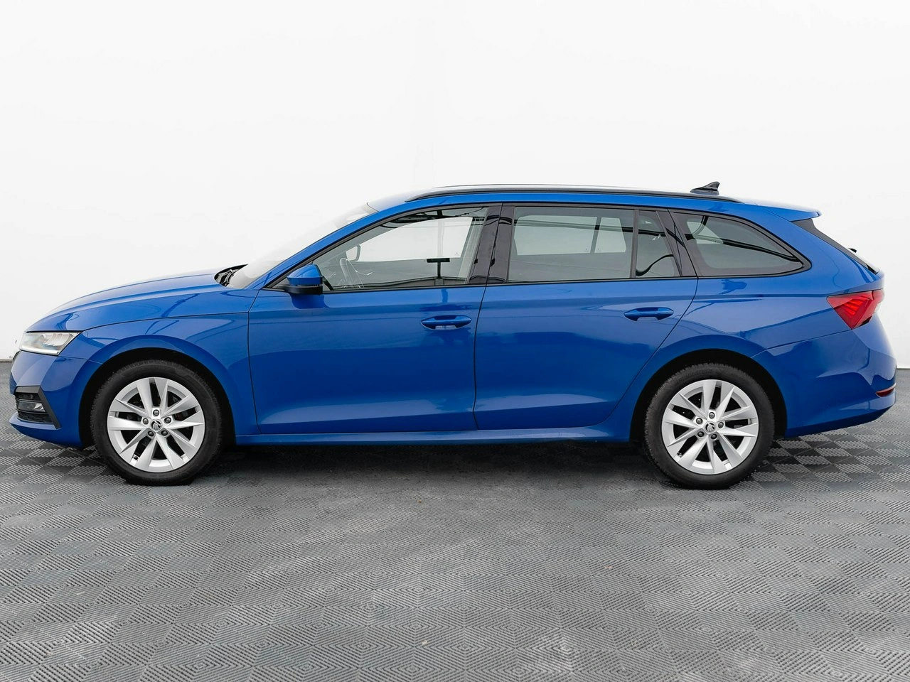 Skoda Octavia - Zdjęcie 8