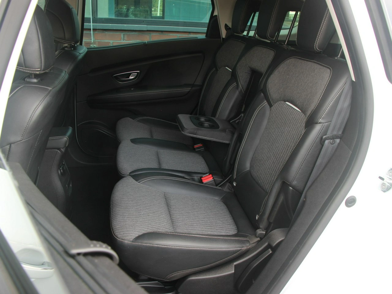 Renault Grand Scenic - Zdjęcie 10