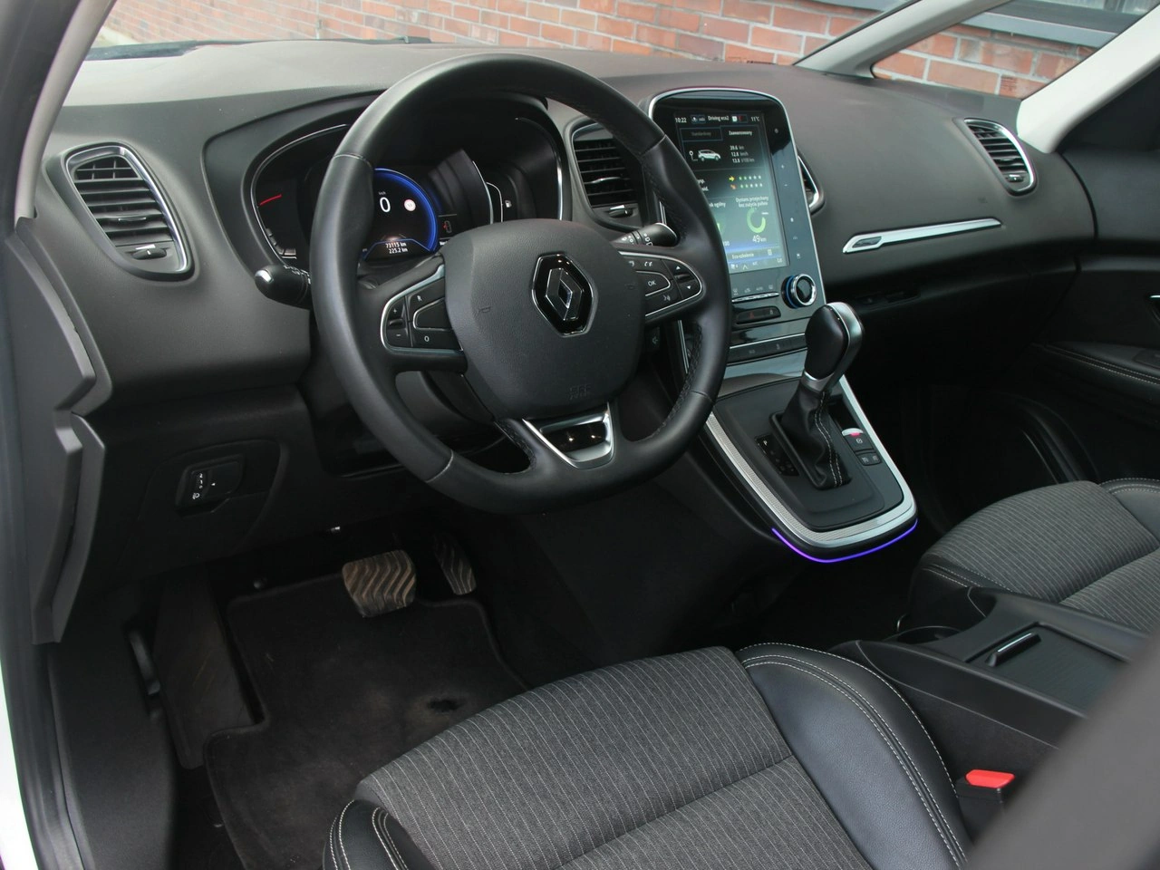 Renault Grand Scenic - Zdjęcie 15