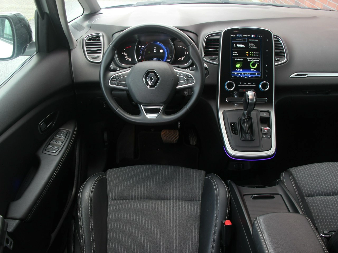 Renault Grand Scenic - Zdjęcie 17