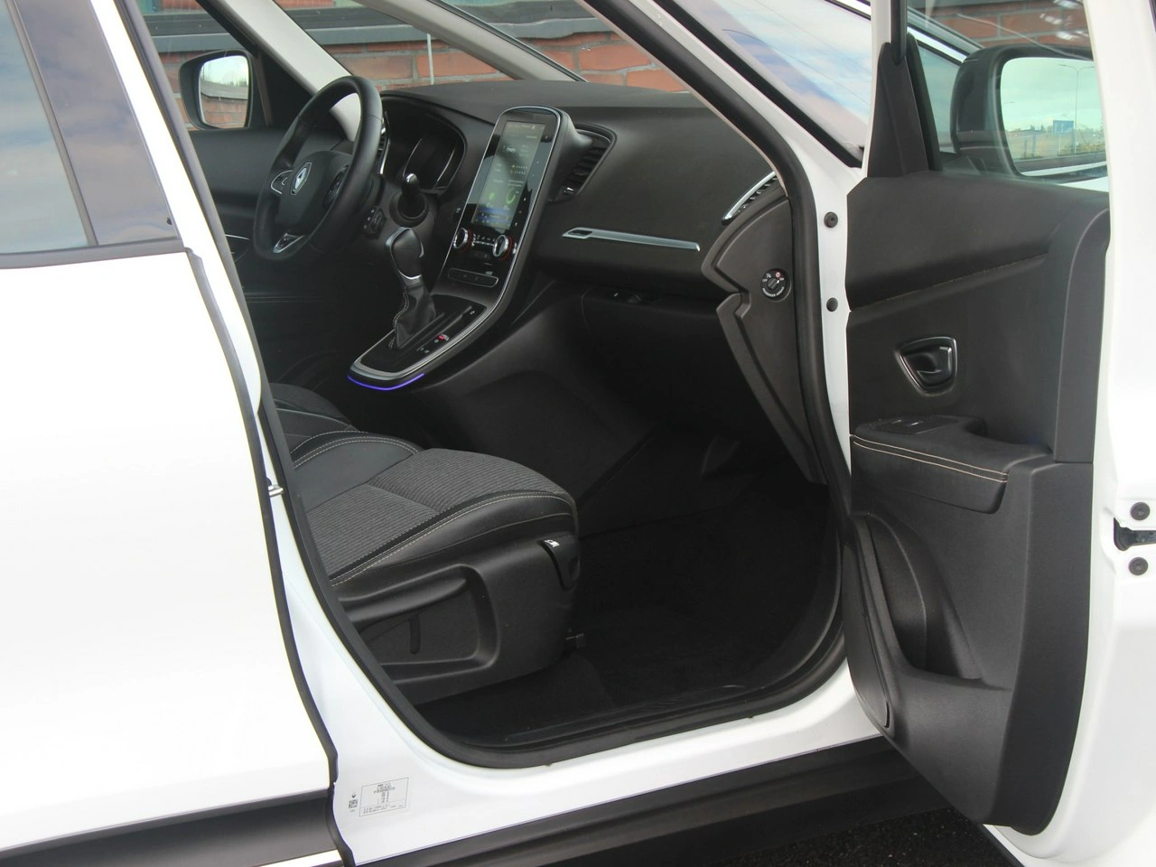 Renault Grand Scenic - Zdjęcie 34