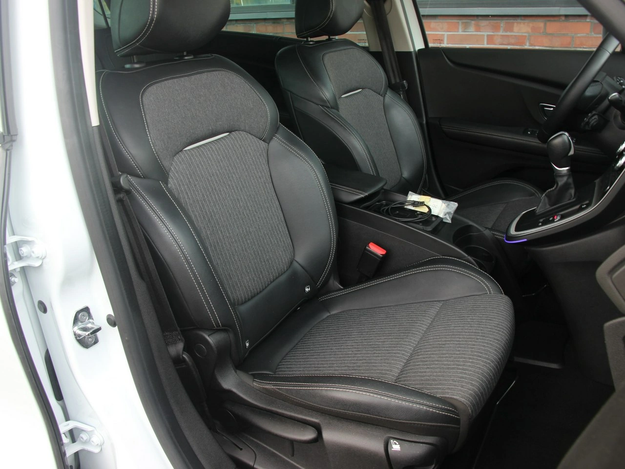 Renault Grand Scenic - Zdjęcie 41