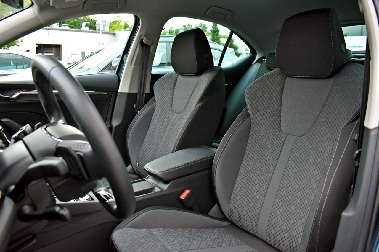 Skoda Octavia - Zdjęcie 9