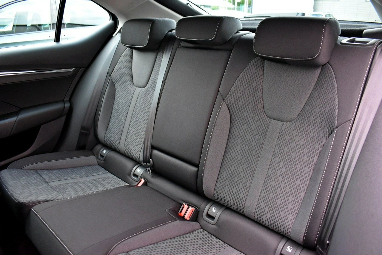 Skoda Octavia - Zdjęcie 10