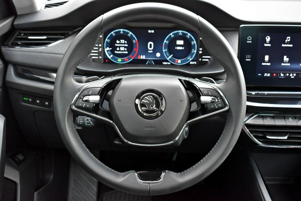 Skoda Octavia - Zdjęcie 13
