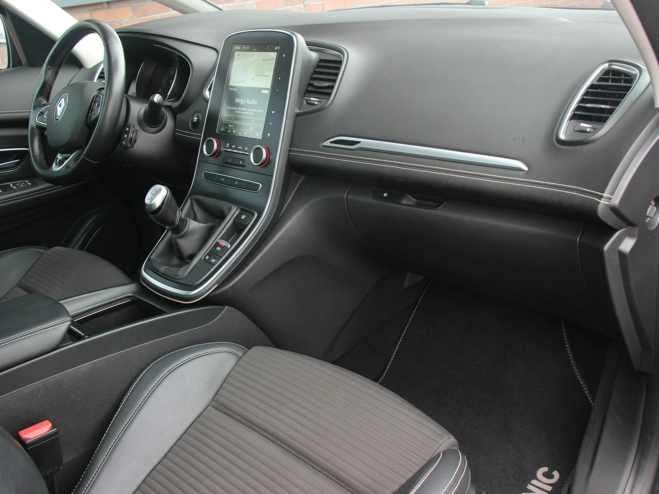 Renault Grand Scenic - Zdjęcie 26