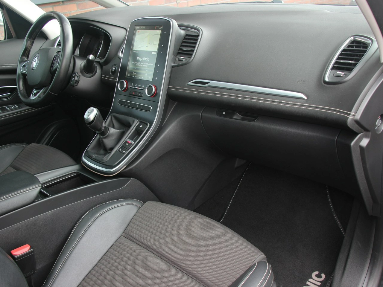 Renault Grand Scenic - Zdjęcie 26