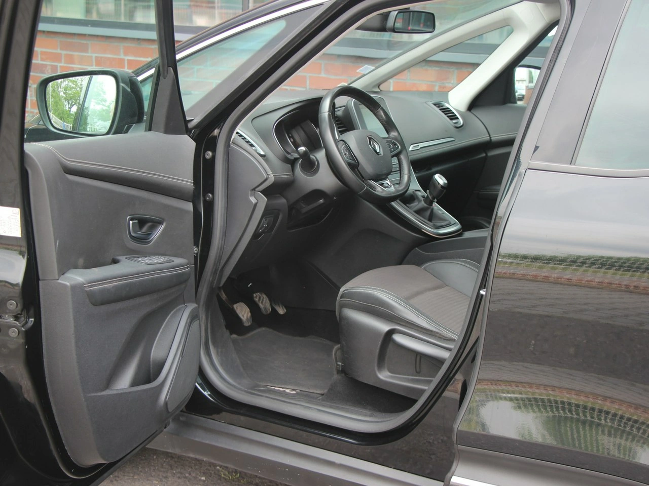 Renault Grand Scenic - Zdjęcie 11