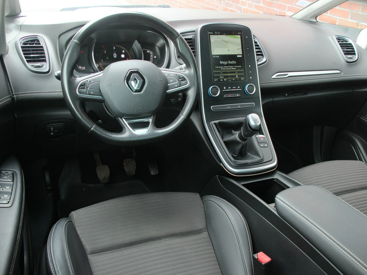 Renault Grand Scenic - Zdjęcie 15