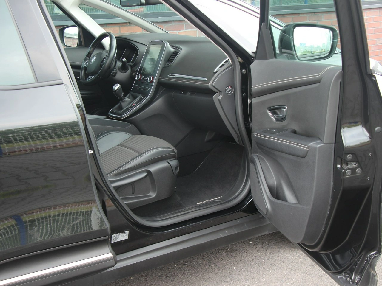 Renault Grand Scenic - Zdjęcie 29