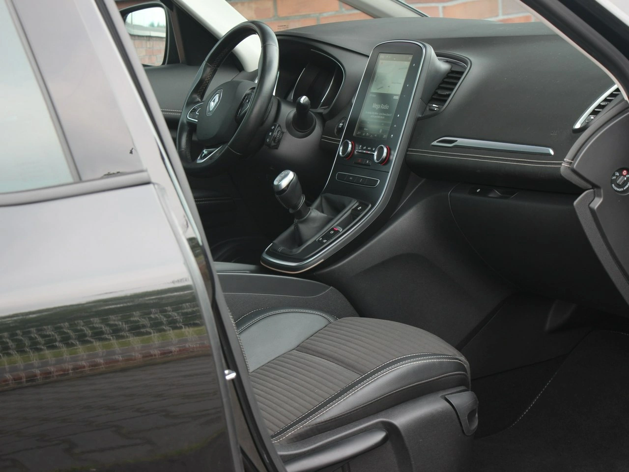 Renault Grand Scenic - Zdjęcie 28