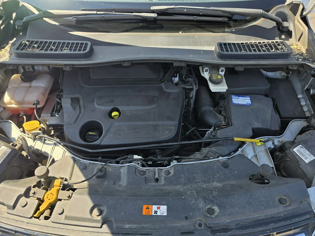 Ford Kuga - Zdjęcie 25