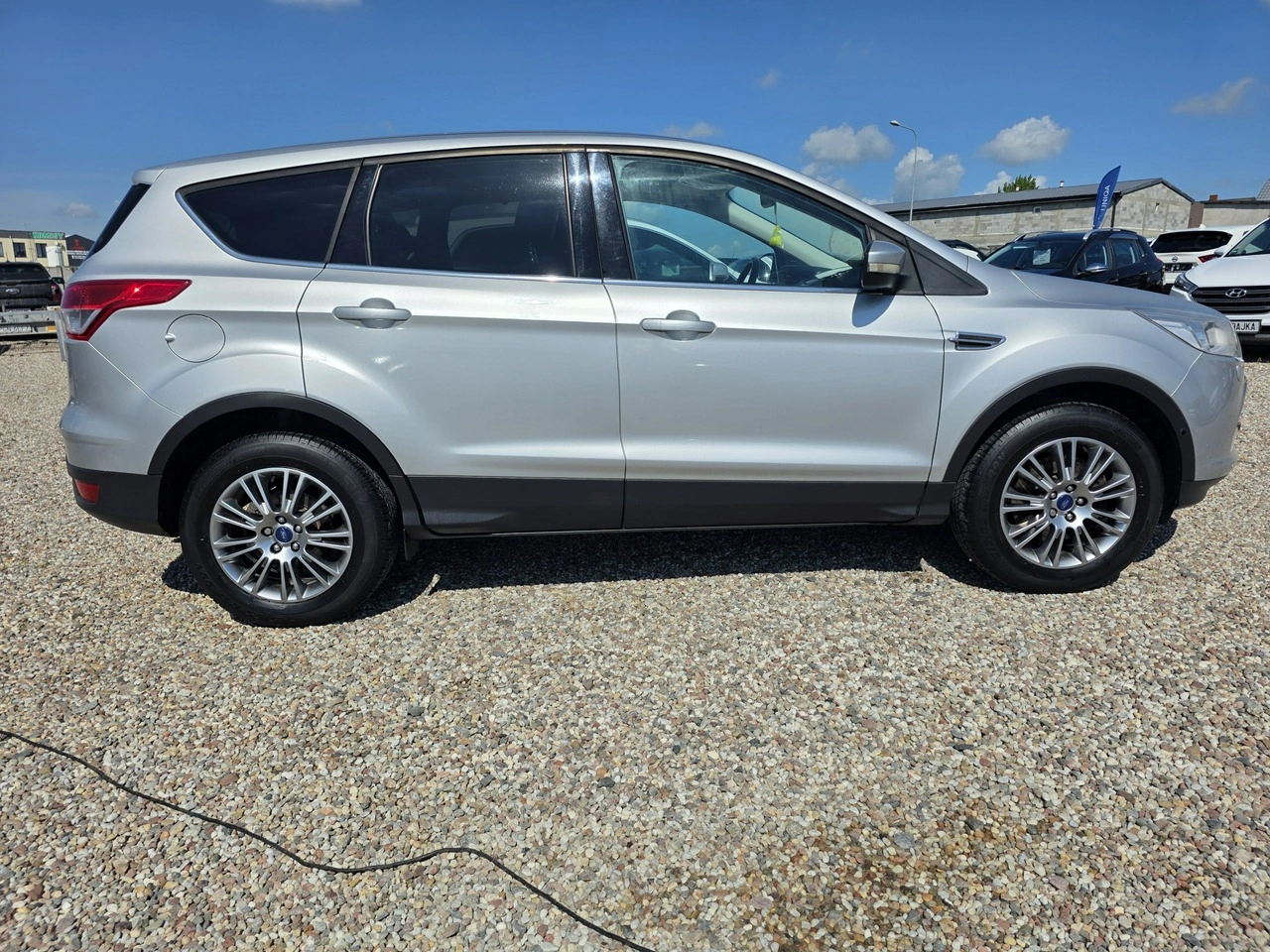 Ford Kuga - Zdjęcie 28