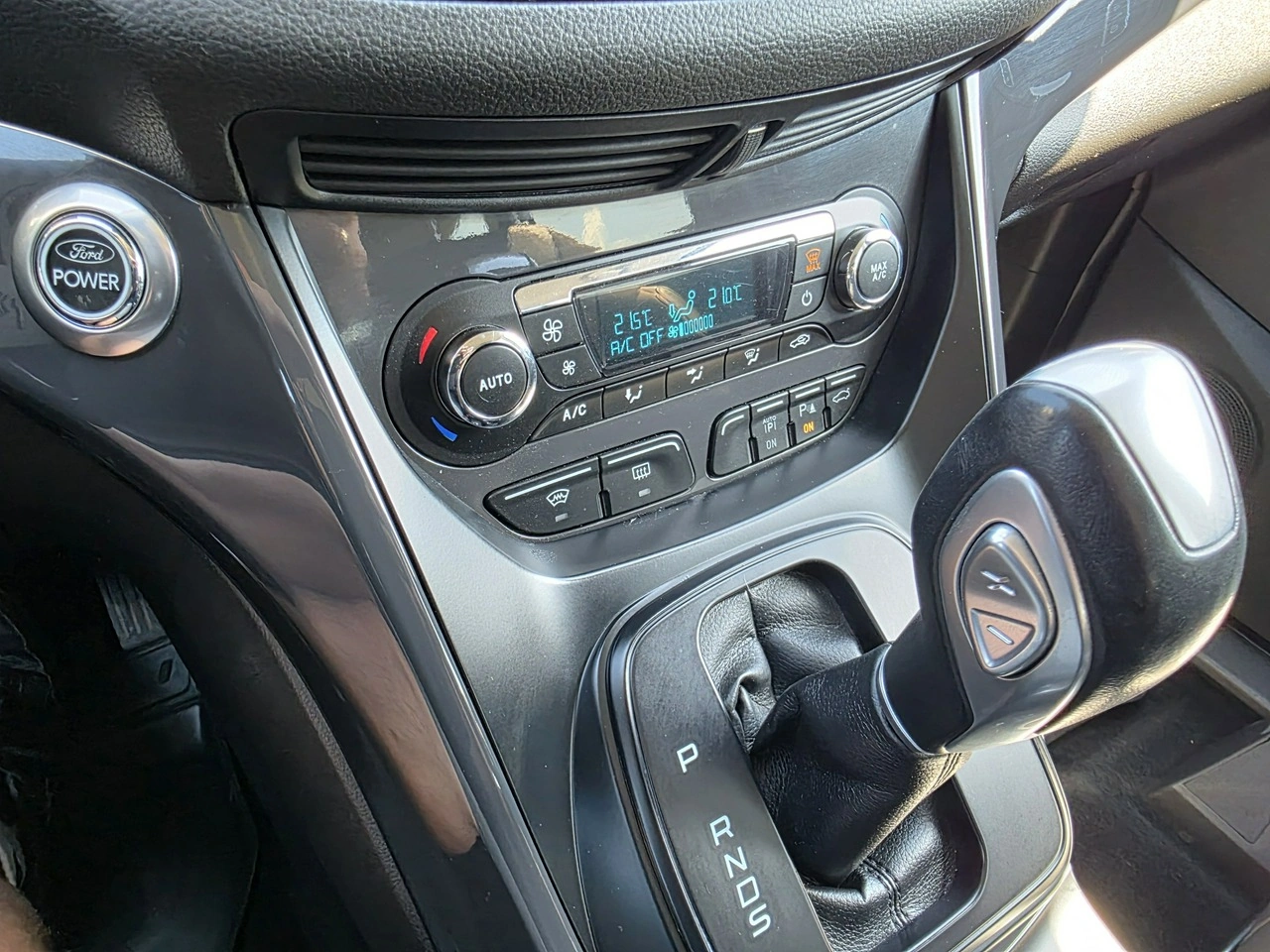 Ford Kuga - Zdjęcie 7