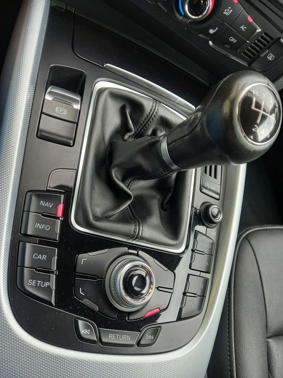Audi Q5 - Zdjęcie 33