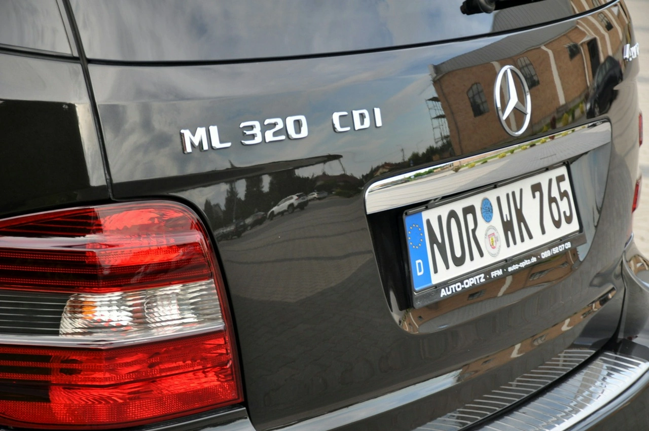 Mercedes ML 320 - Zdjęcie 15