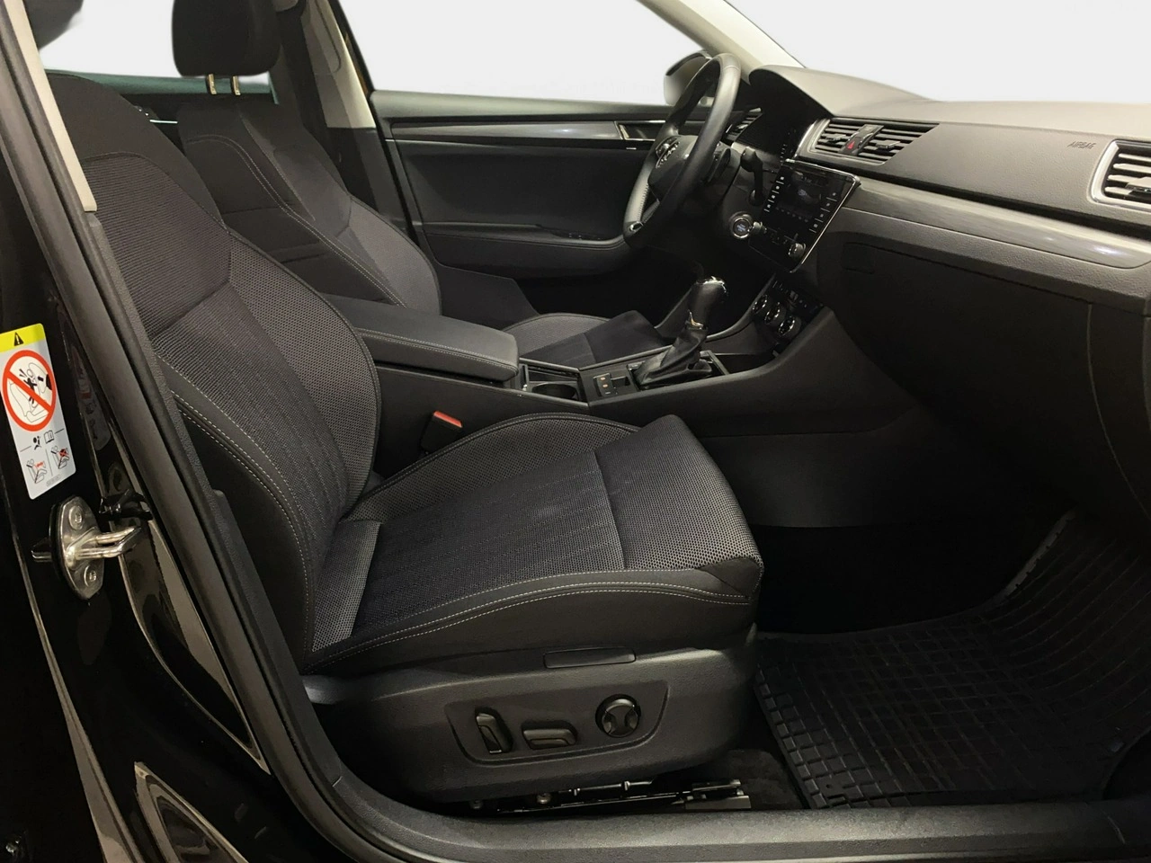 Skoda Superb - Zdjęcie 11