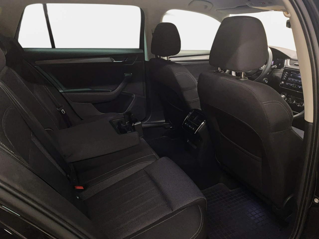 Skoda Superb - Zdjęcie 13