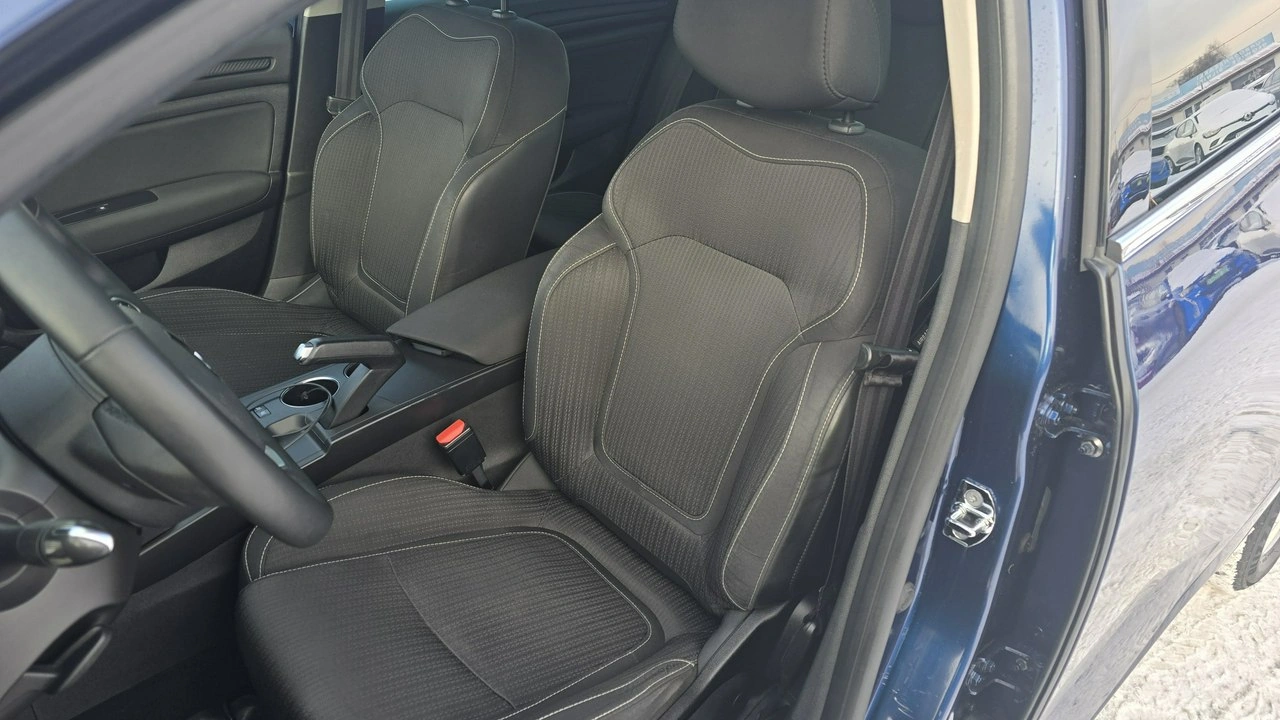 Renault Megane - Zdjęcie 10