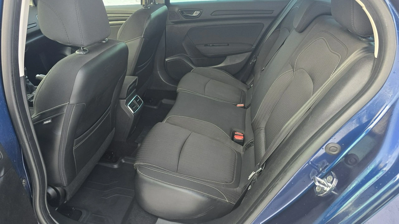Renault Megane - Zdjęcie 11