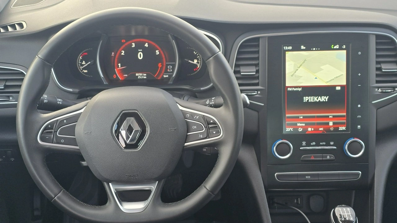 Renault Megane - Zdjęcie 14