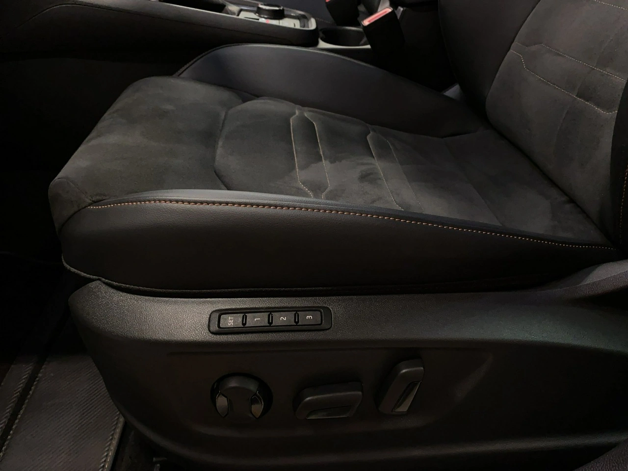 Cupra Ateca - Zdjęcie 12