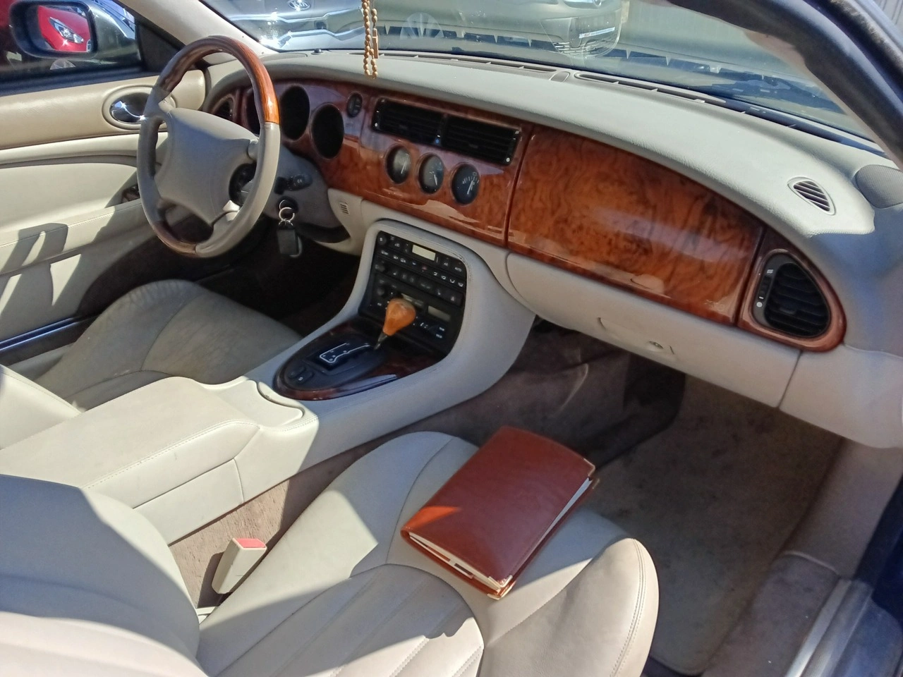 Jaguar XK8 - Zdjęcie 6