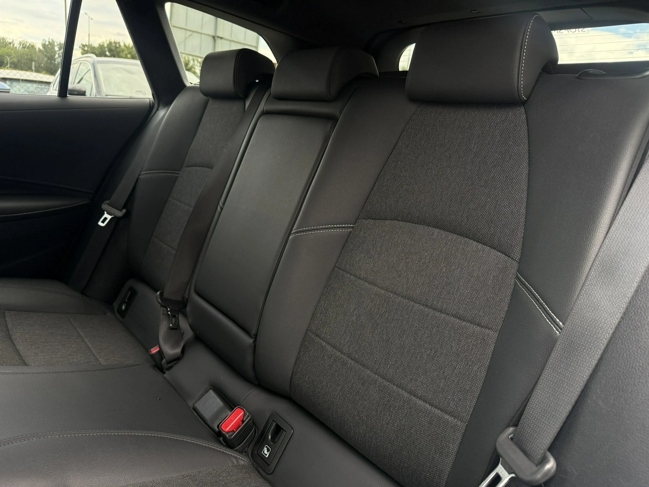 Toyota Corolla - Zdjęcie 32