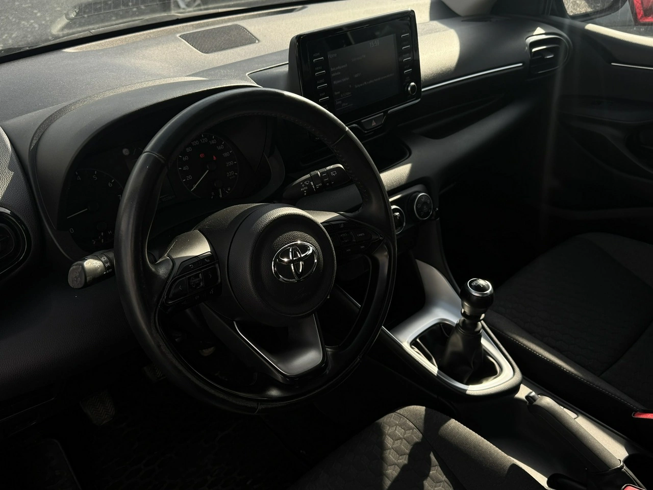 Toyota Yaris - Zdjęcie 5