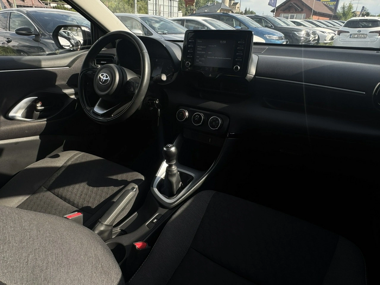 Toyota Yaris - Zdjęcie 7