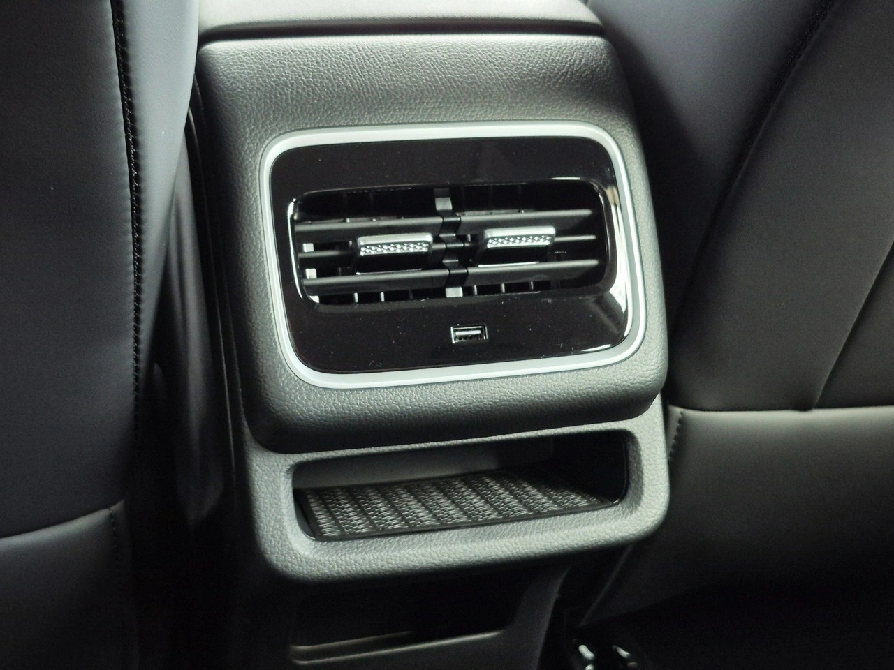 Chery Tiggo 7 - Zdjęcie 27