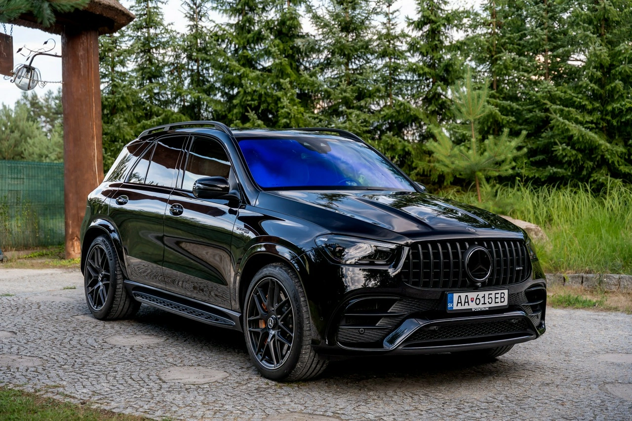 Mercedes GLE 63 AMG - Zdjęcie 17