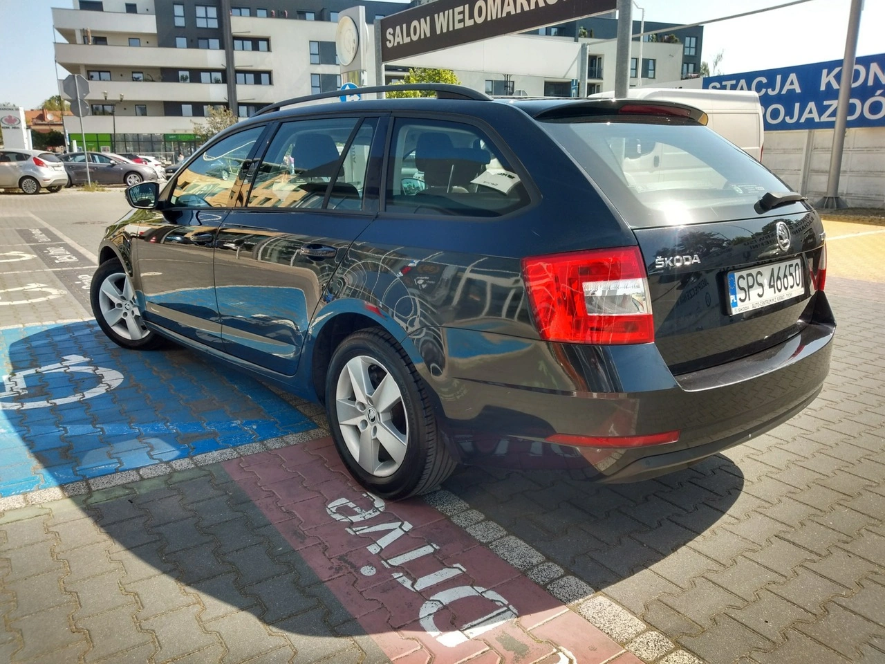 Skoda Octavia - Zdjęcie 4