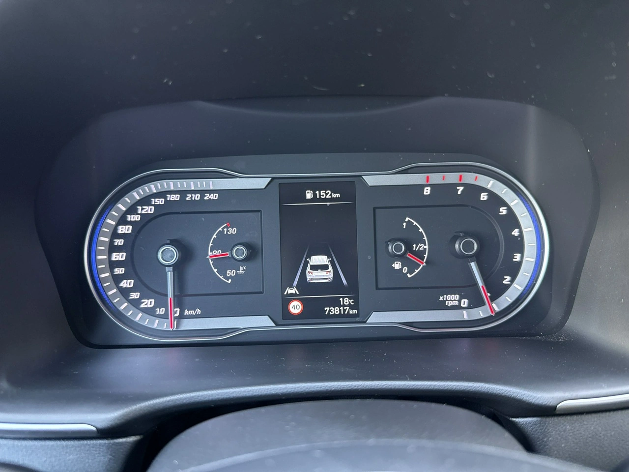 Hyundai Tucson - Zdjęcie 13