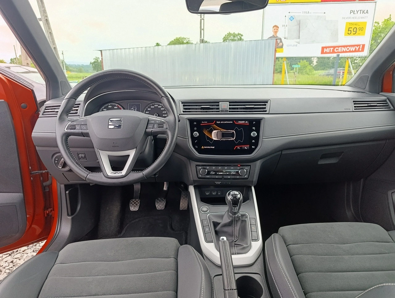 Seat Arona - Zdjęcie 13