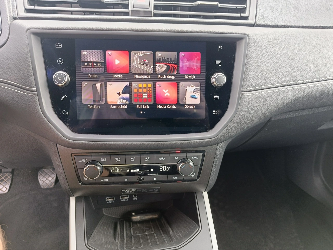 Seat Arona - Zdjęcie 14