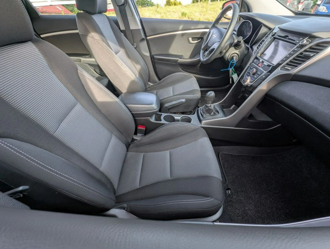 Hyundai i30 - Zdjęcie 4