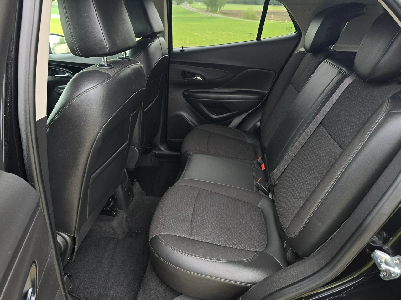 Opel Mokka - Zdjęcie 12