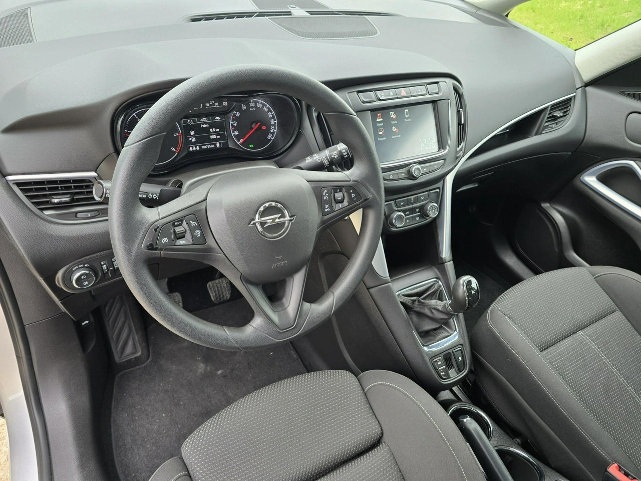 Opel Zafira - Zdjęcie 10