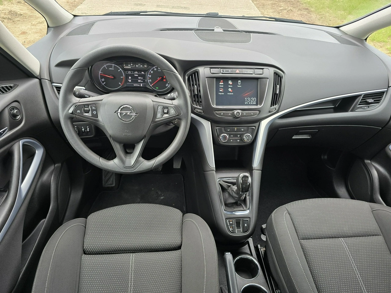 Opel Zafira - Zdjęcie 8