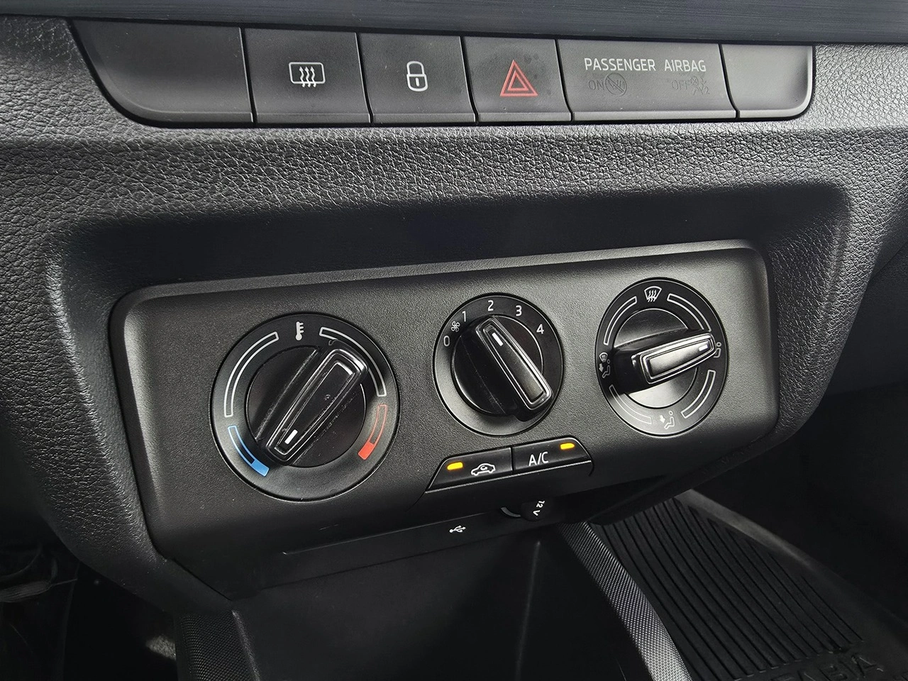Skoda Fabia - Zdjęcie 15