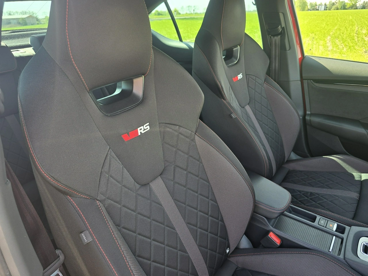 Skoda Octavia - Zdjęcie 13