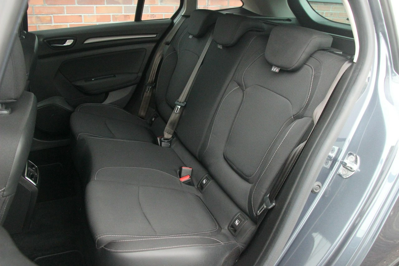 Renault Megane - Zdjęcie 9